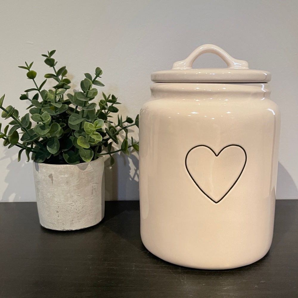 RAE DUNN MEDIUM HEART CANISTER